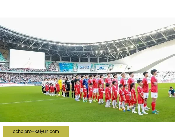 亚洲杯历史回顾：见证足球盛宴逐渐演变，传奇时刻不断闪耀